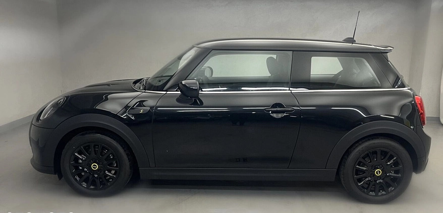 MINI Cooper S cena 159900 przebieg: 9, rok produkcji 2023 z Pasłęk małe 46
